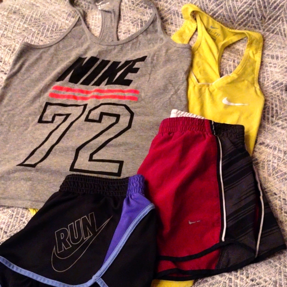 💢NIKE💢 women's workout bundle
